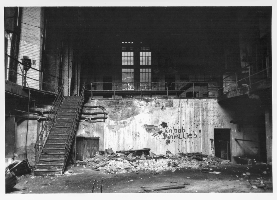 Main hall before full conversion, early 1993.